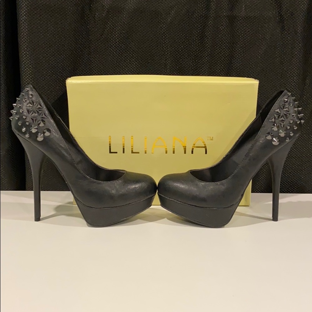 Liliana Jenna-1 Studded Spike Pump size 9